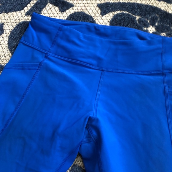 Lululemon capri 6 17" - Picture 3 of 9